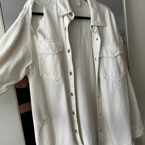 Zara Distressed White Denim Button Up - Picture 2 of 2